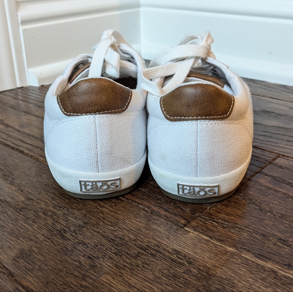 Taos Women's White Starburst Canvas Sneakers Size 7.5 - Picture 4 of 10